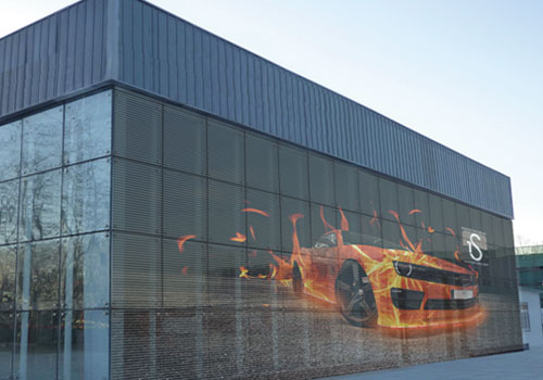 透明LED屏的常見(jiàn)安裝方式以及應(yīng)用場(chǎng)景