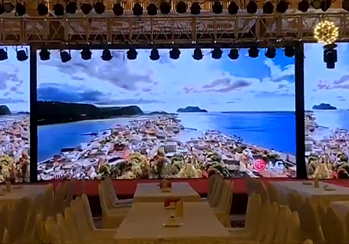 機(jī)械開(kāi)合屏太貴——把LED屏直接貼在普通開(kāi)合門可行?